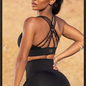 Bombshell Sportswear - ANGEL SPORTS BRA - Black